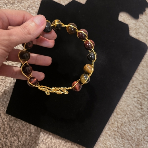 Spiritual Tiger EyeGold Wire Wrapped Stone Bracelet - Picture 9 of 10